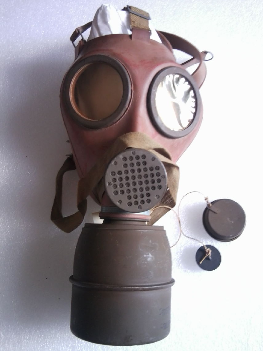 Masque à gaz modèle 1938- MAH.2014.0.388 